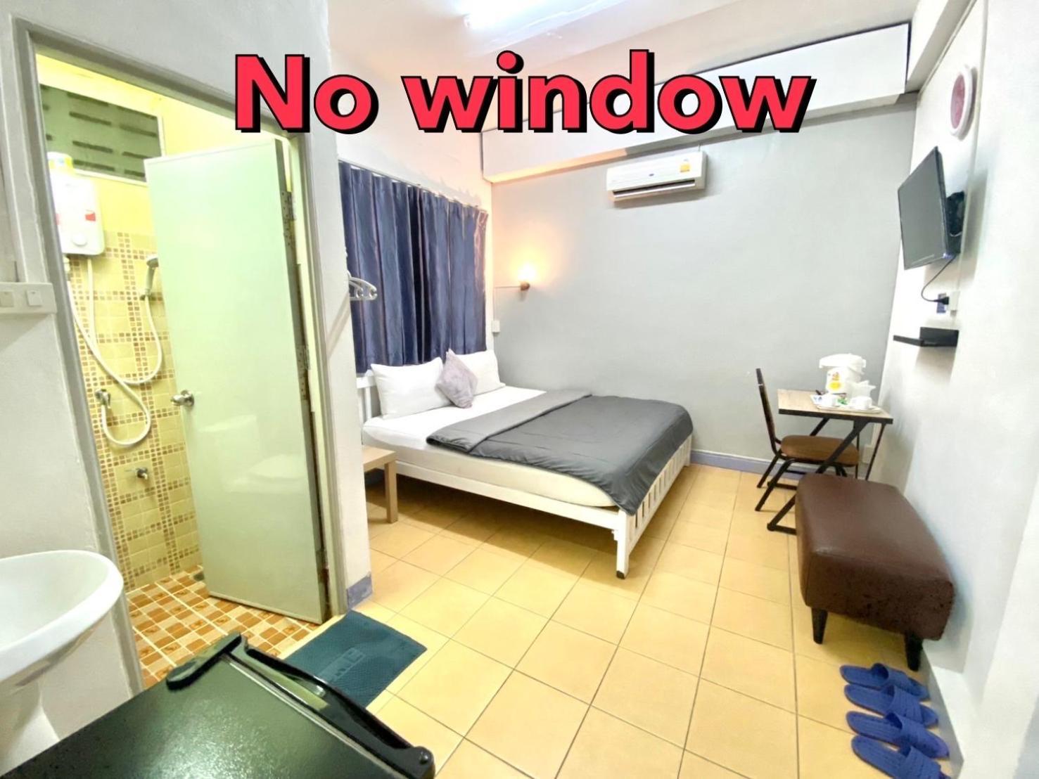 Dragon XIV Hostel Bangkok Exterior photo